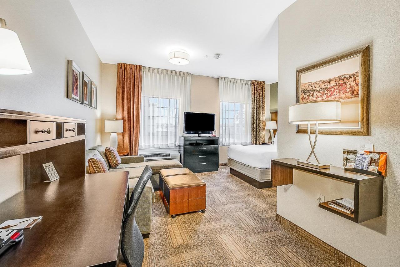Staybridge Suites Longview By Ihg Room photo